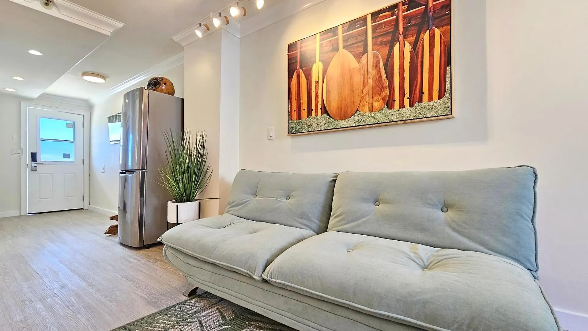 Waikiki Grand Hotel Official Site Гонолулу